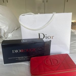 Meet your Posher, Mia